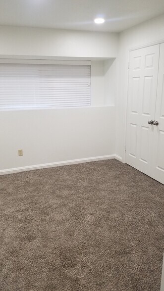 Building Photo - 600 NW 4th St