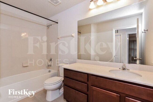 Building Photo - 3124 Armstrong Spring Dr