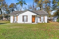 Building Photo - 23567 Pine Forest Dr