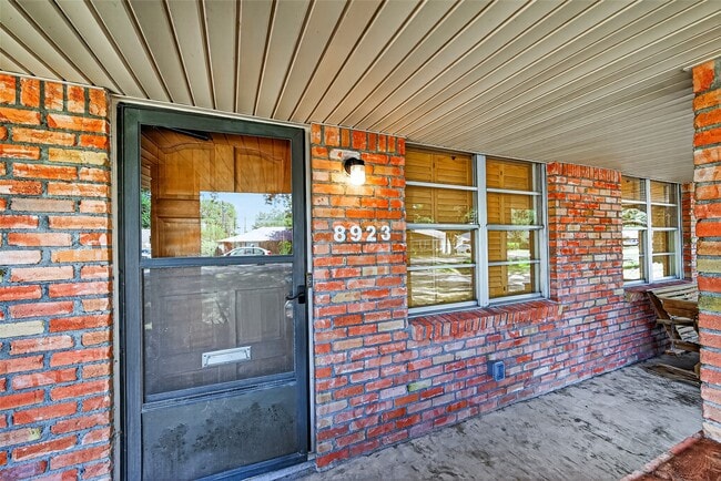Building Photo - 8923 Greiner Dr