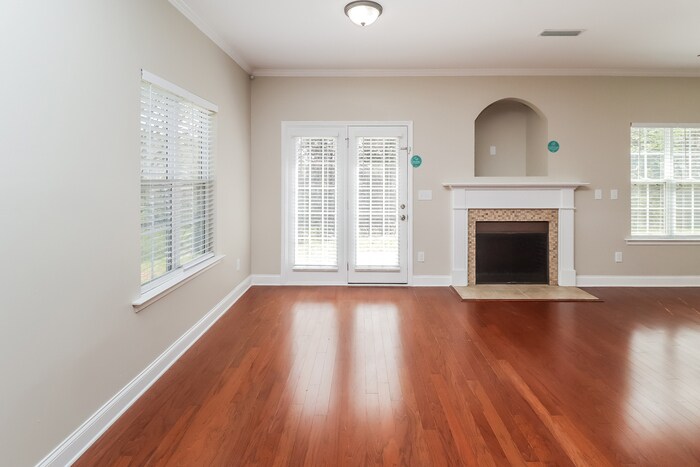 Building Photo - 13748 Cedar Pond Cir