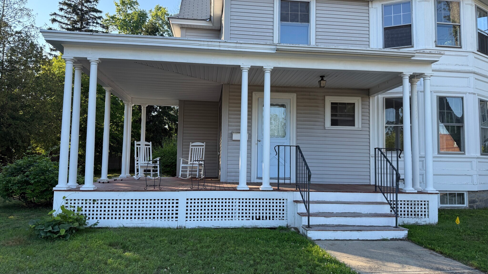 Building Photo - 4 Sargent Ave