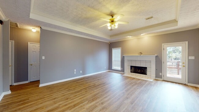 Building Photo - Wonderful 4 bedroom, 3 bath home in Grand Oaks Millbrook