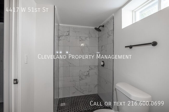 Building Photo - 4417 W 51st St