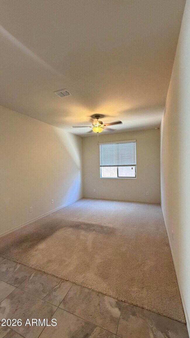 Building Photo - 8529 S 67th Dr