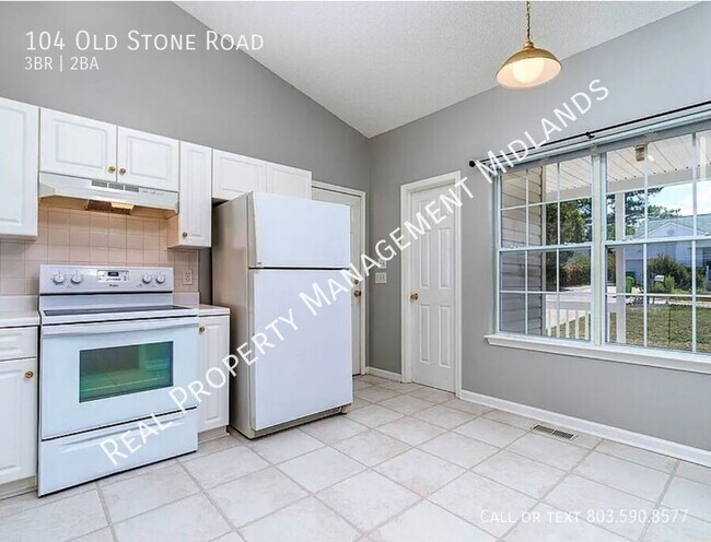 Building Photo - 104 Old Stone Rd