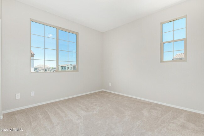 Building Photo - 1697 E Hampton Ln