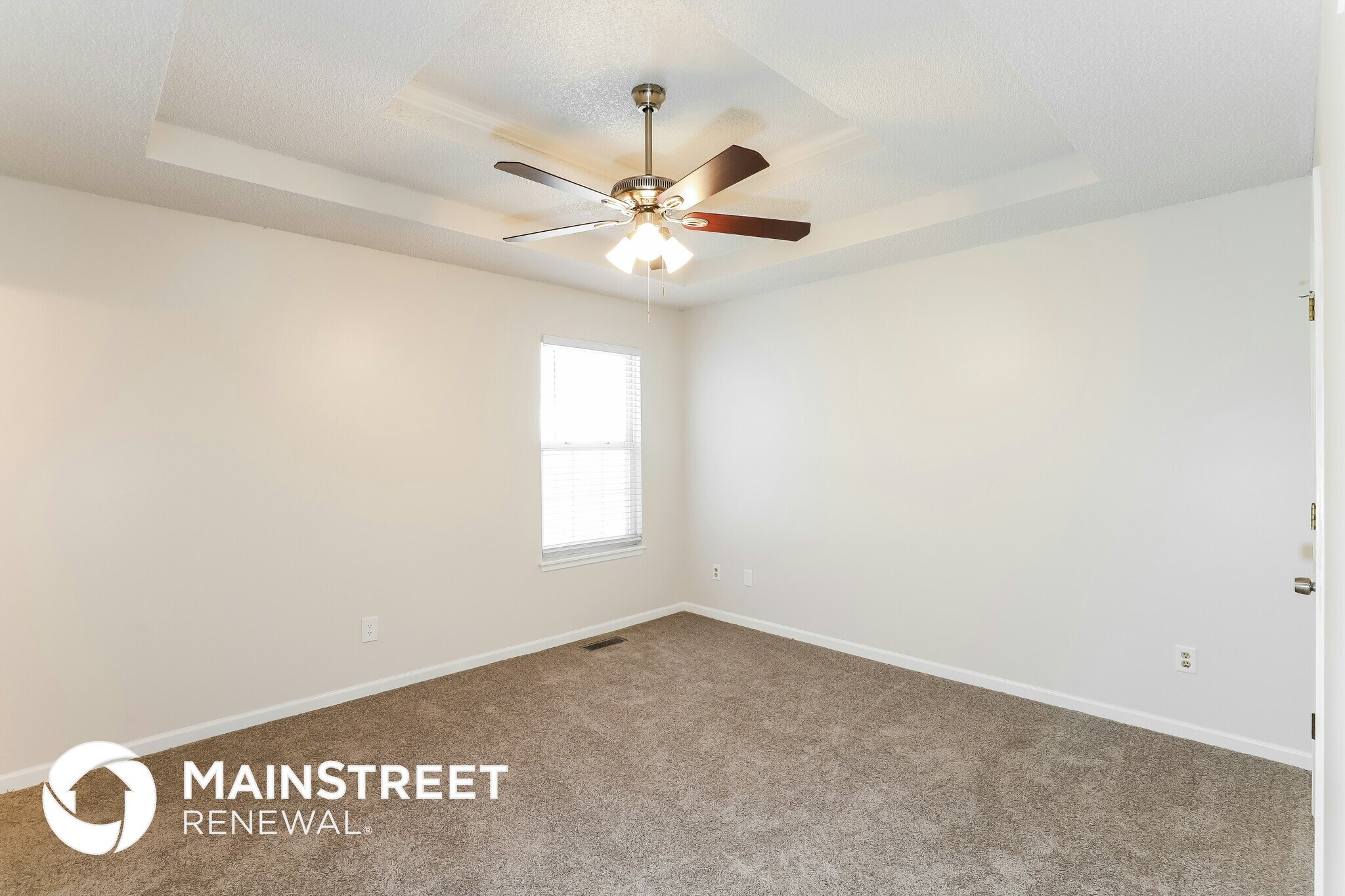 Building Photo - 11019 N Ditman Ave