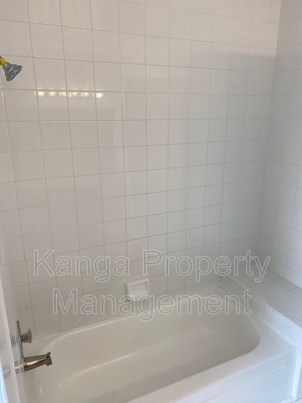 Building Photo - 11405 NW 35th St