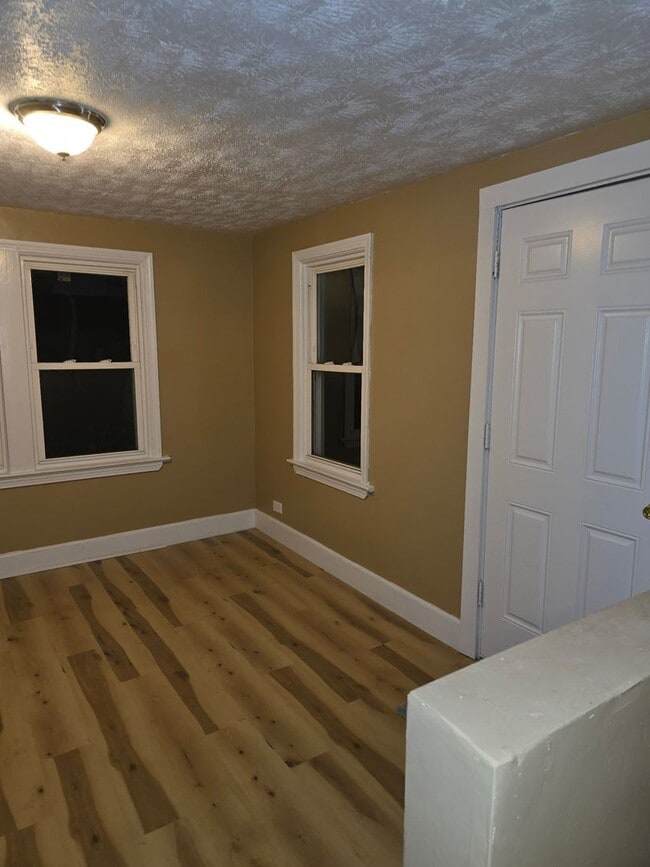 Building Photo - 18806 Pawnee Ave