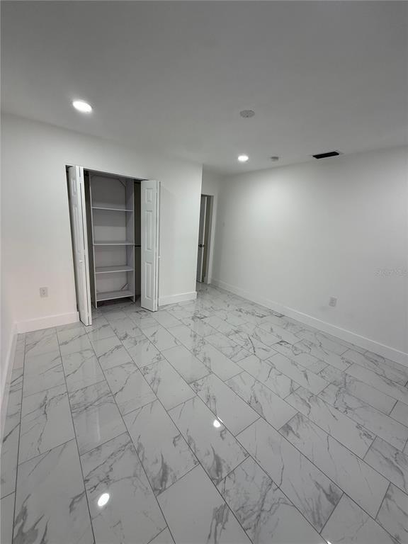 Building Photo - 5039 Pelican Dr