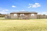 Building Photo - FOR RENT IN CHURCH POINT!