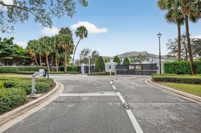 Building Photo - 543 Parsons Wy