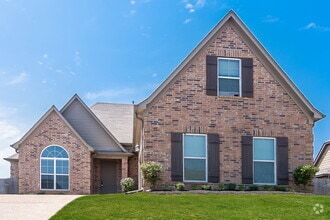 Building Photo - 6135 Trail Creek Ln