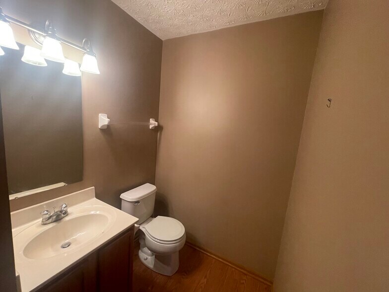 Building Photo - 8311 Carano Way