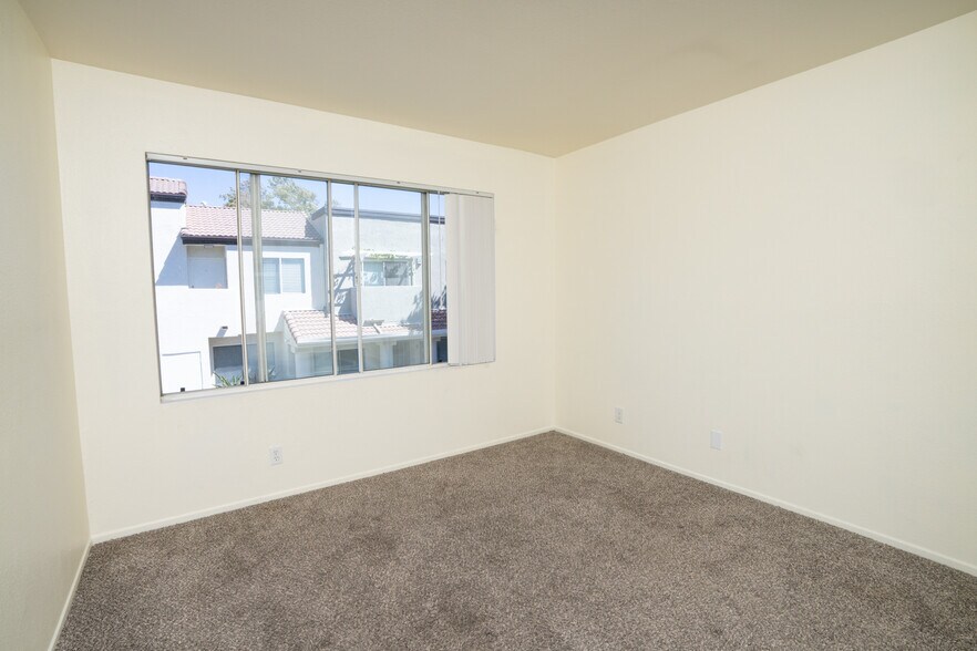 Building Photo - 21314 Nandina Ln