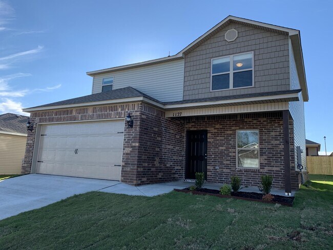 Building Photo - 1127 S Kingfisher Ln