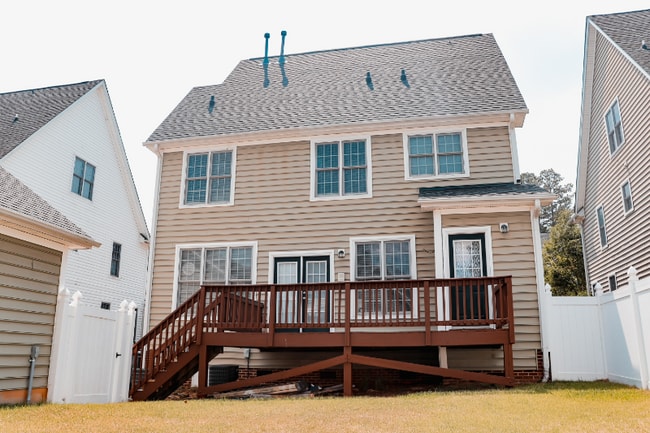 Building Photo - 158 Fort Jackson Rd