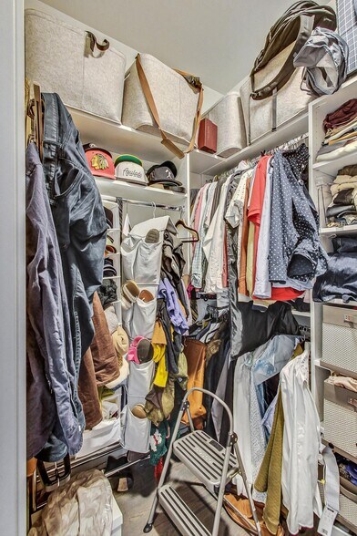 Building Photo - 3620 W Irving Park Rd