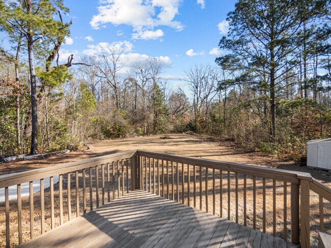 Building Photo - 218 Winterberry Ct