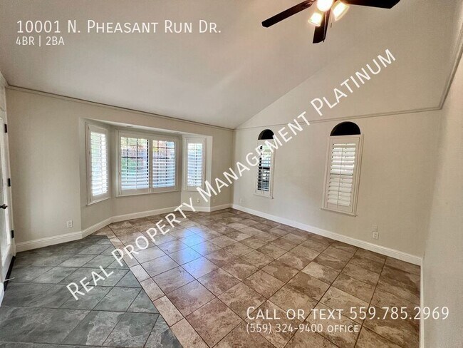 Building Photo - 10001 N Pheasant Run Dr