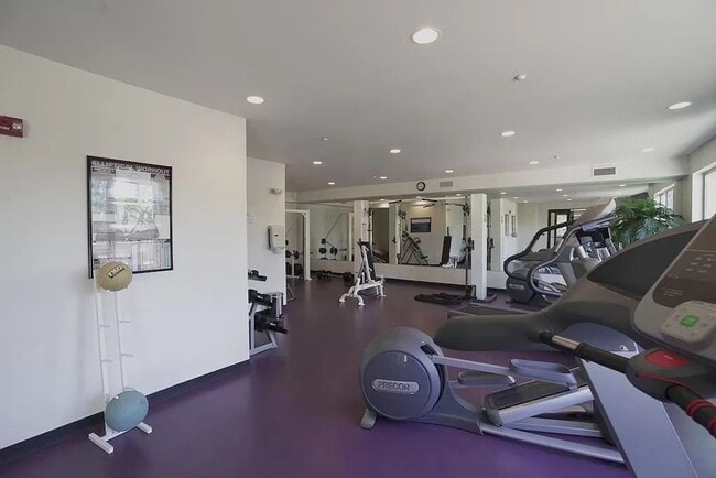Building Photo - Live in Style & Convenience in the Heart of Downtown Campbell