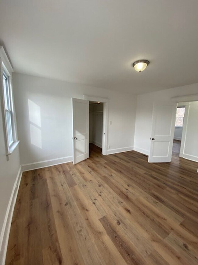 Building Photo - Gorgeous Parkville 3bd/3ba with 4th bd in Fin Bsmt. CAC! W/D! More! Available 5/15