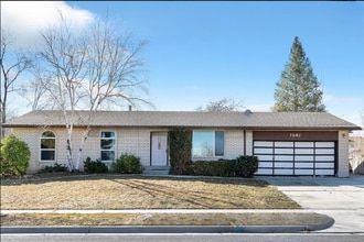 Building Photo - 7007 Copperhill Dr