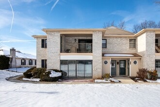 Building Photo - 2-Bedroom Condo with Great Community Amenities in Lower Macungie