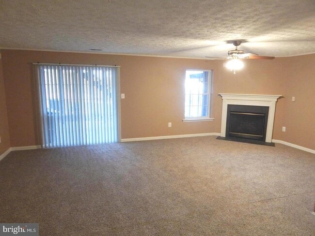 Building Photo - 1983 Cullen Way