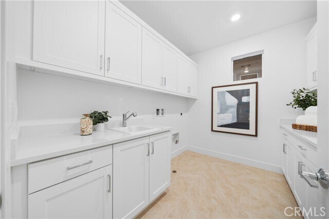 Building Photo - 580 Mulligan