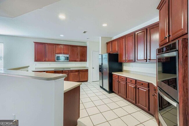 Building Photo - 700 Kirkly Way