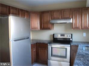 Building Photo - 23 Lerner Ct