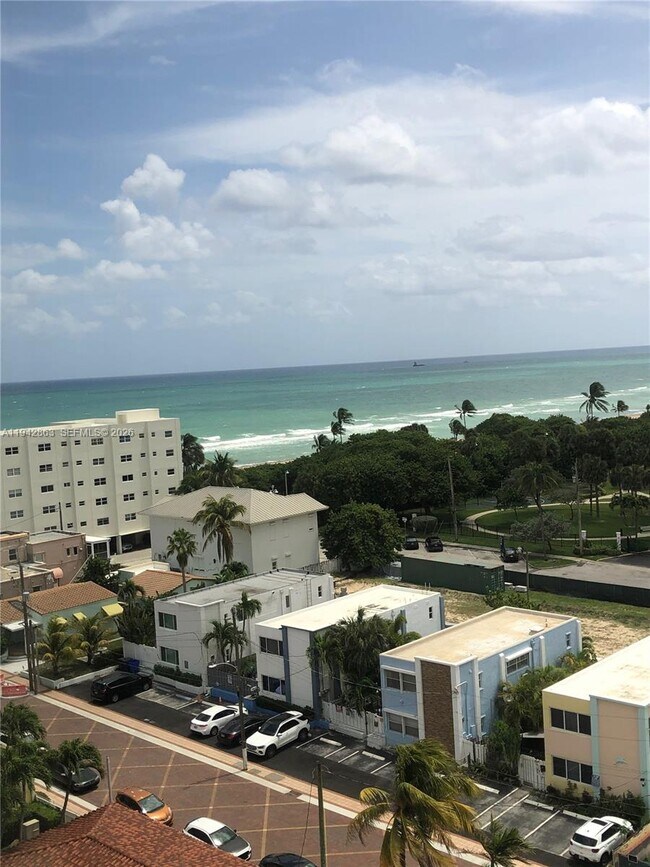 Building Photo - 801 S Ocean Dr