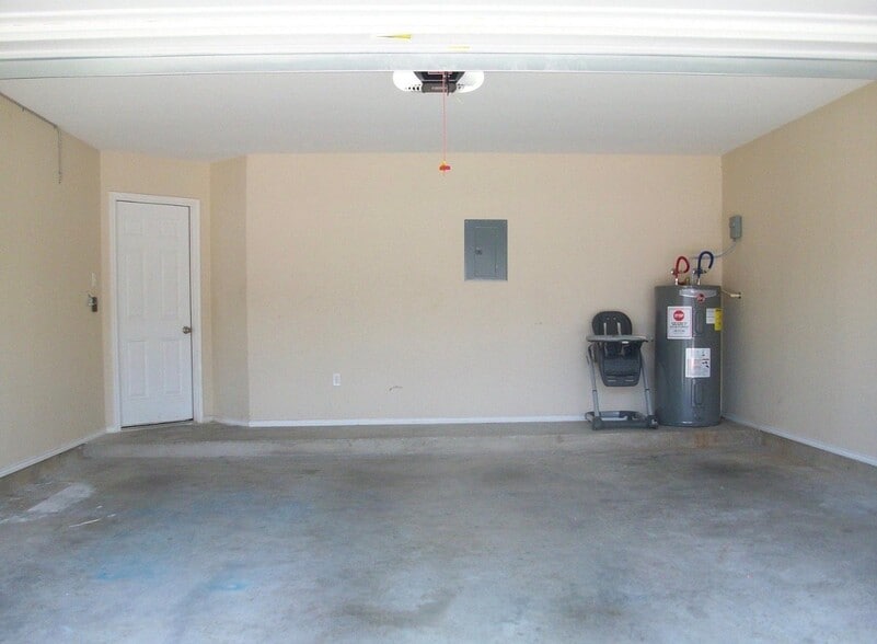 Building Photo - 409 Pargo Dr