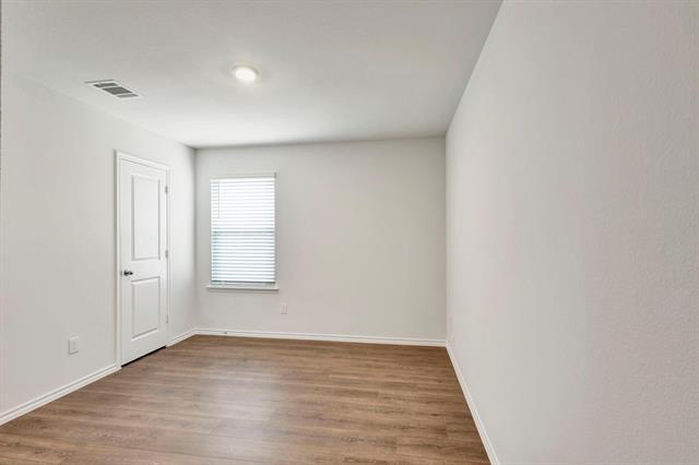 Building Photo - 1006 Honey Maple St