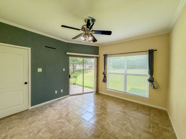 Building Photo - 2450 Wickersham Ln