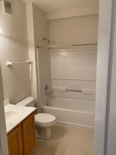 Building Photo - 6543 Dorothy's Creek