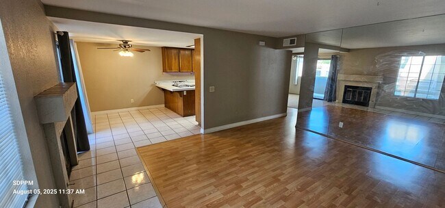 Building Photo - HILLCREST - SAN DIEGO - Nice 2 Bedroom / 2...