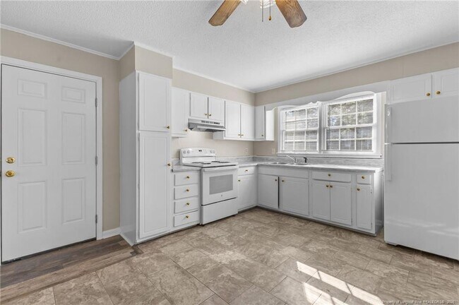 Building Photo - 4418 Spinel Dr