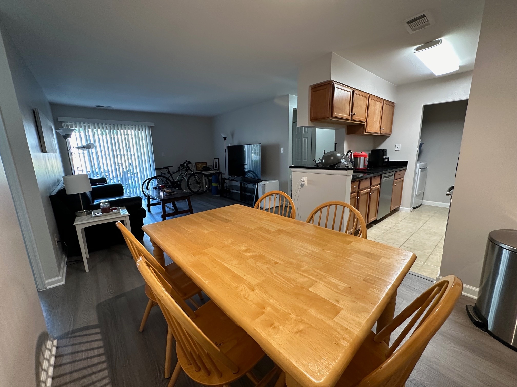 Building Photo - 11701 Olde English Dr