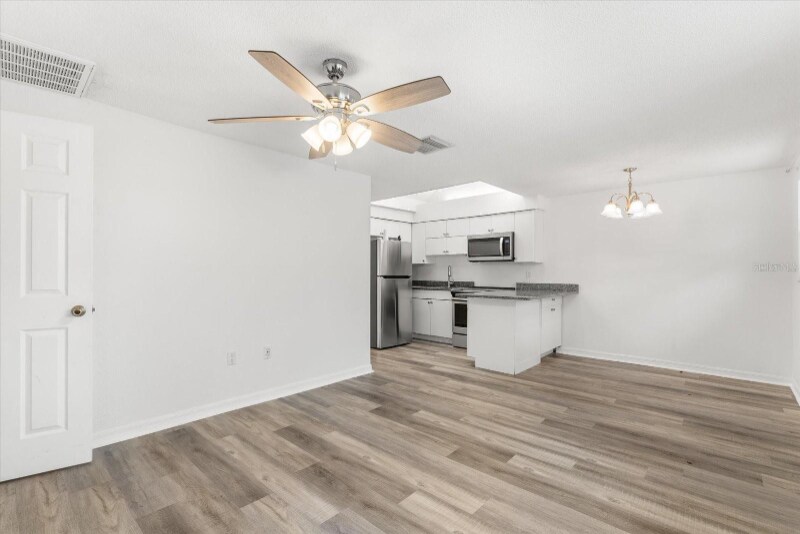 Building Photo - 200 San Lorenzo Ave