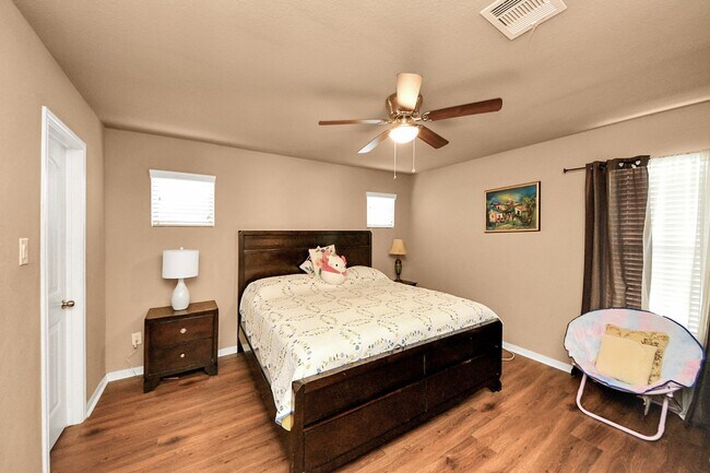 Building Photo - 21302 Mystic Oak Dr