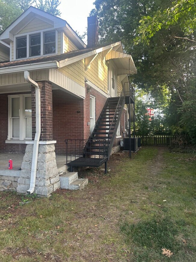 Building Photo - 4508b Park Ave, Nashville TN 37209 *Leasin...