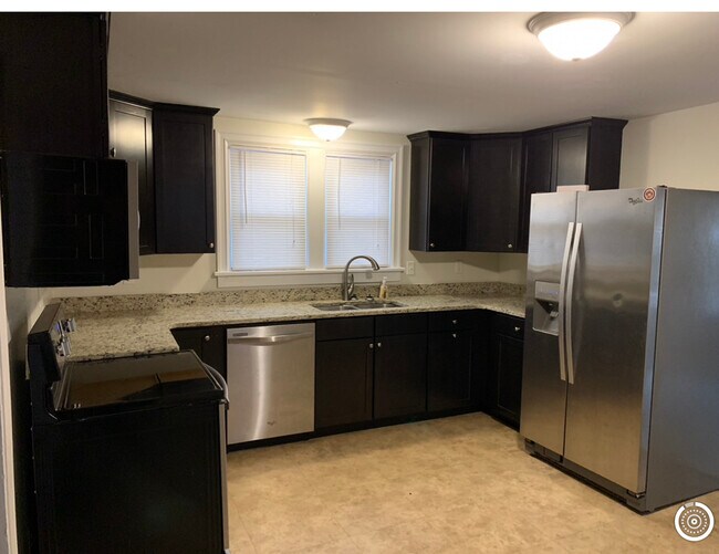 Building Photo - 130 W Bridge St