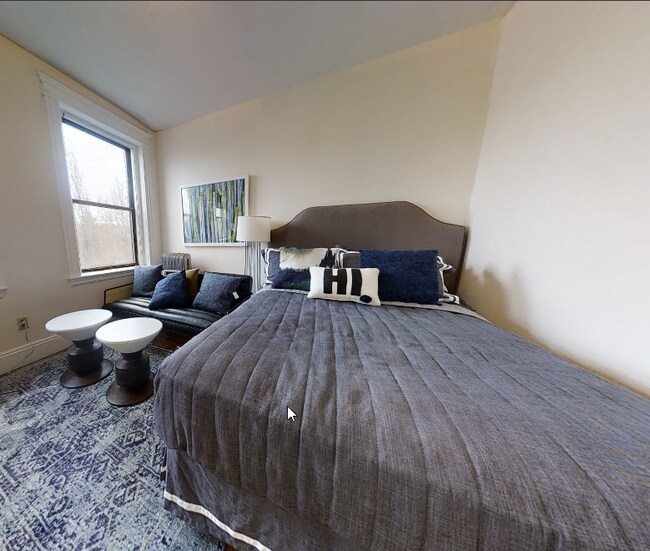 Building Photo - 1147 Commonwealth Ave