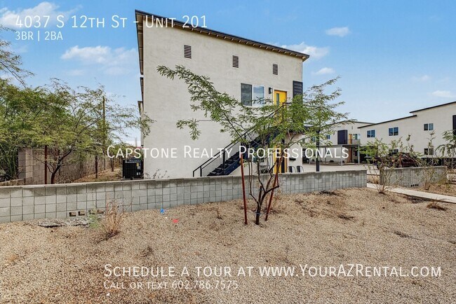 Building Photo - 4037 S 12th St