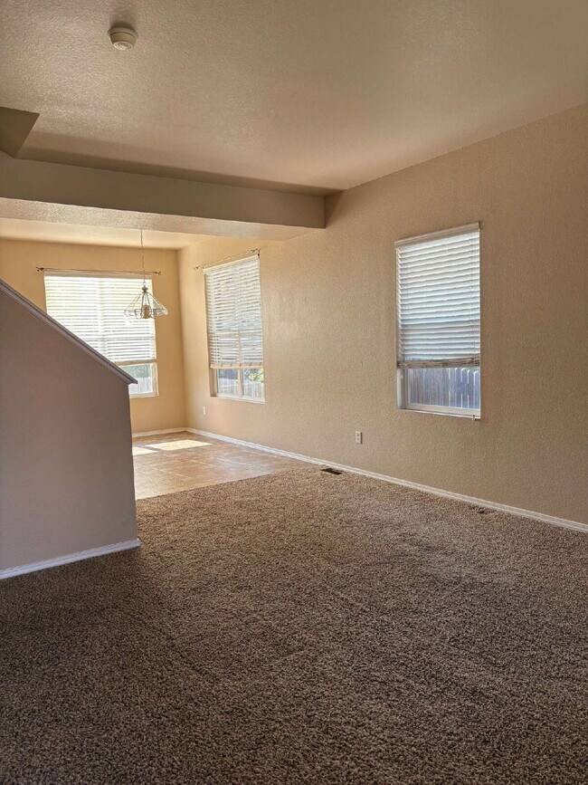 Building Photo - 4521 Lazy River Dr