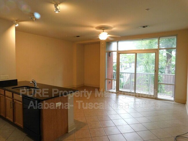 Building Photo - 1510 9th St
