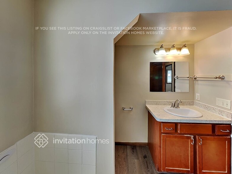 Building Photo - 2162 Mesabi Ave